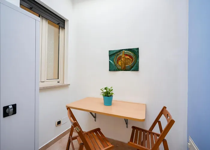 Guesthost - De Napoli Ev